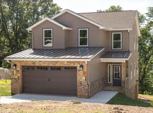 5657 Crestview Dr, Hixson, TN 37343