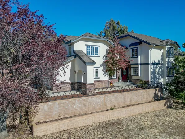 852 Montague Rd, Yreka, CA 96097
