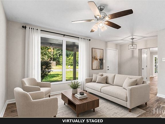 5th image of 2217 Iris Street