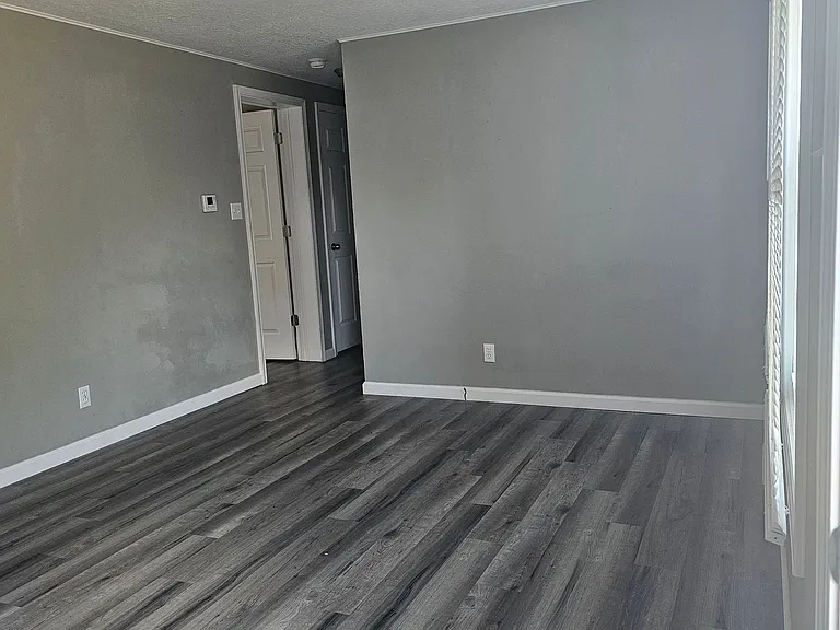 408 Troy Rd #C — Photo 40