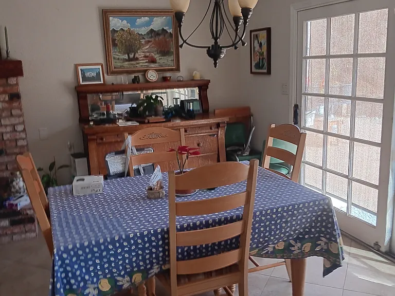 2666 Foothill Dr — Photo 9