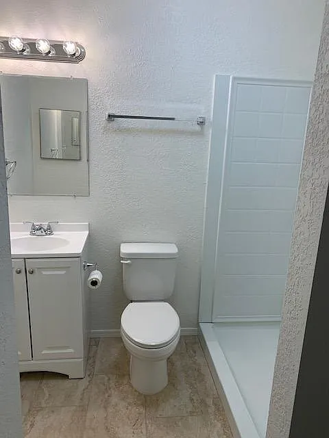 3 bed, 1200 sqft, $1,450 — Photo 2