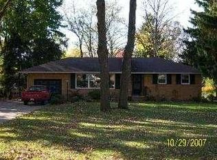 1102 Miller Rd, Northwood, OH 43619