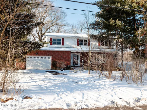 44 Delafield Drive, Albany, NY 12205
