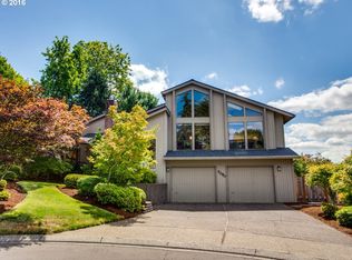 4090 Buck Brush Ln, Lake Oswego, OR