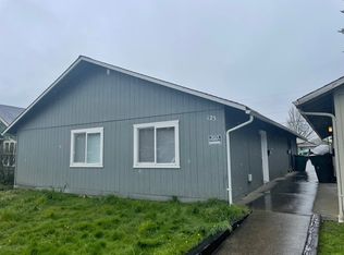 123 16th Ave APT A, Longview, WA 98632