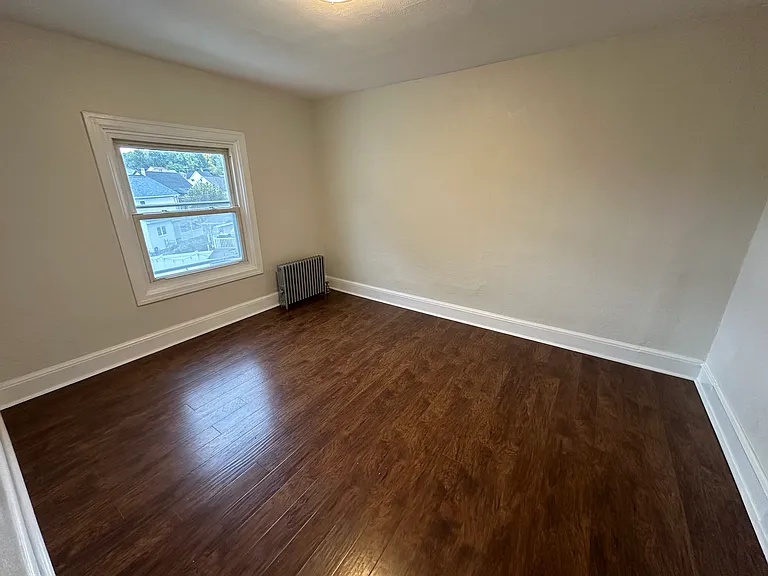 111 Mortimer St #2 — Photo 12