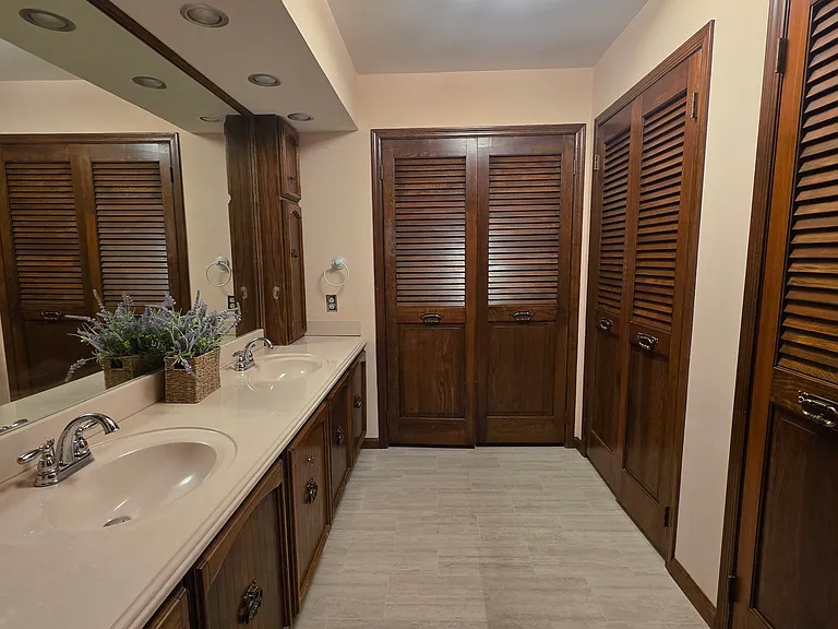 197 Winchester Dr — Photo 20