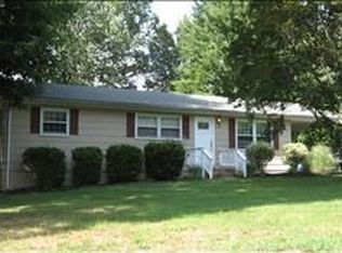 8640 Sinclair Mill Rd, Manassas, VA 20112