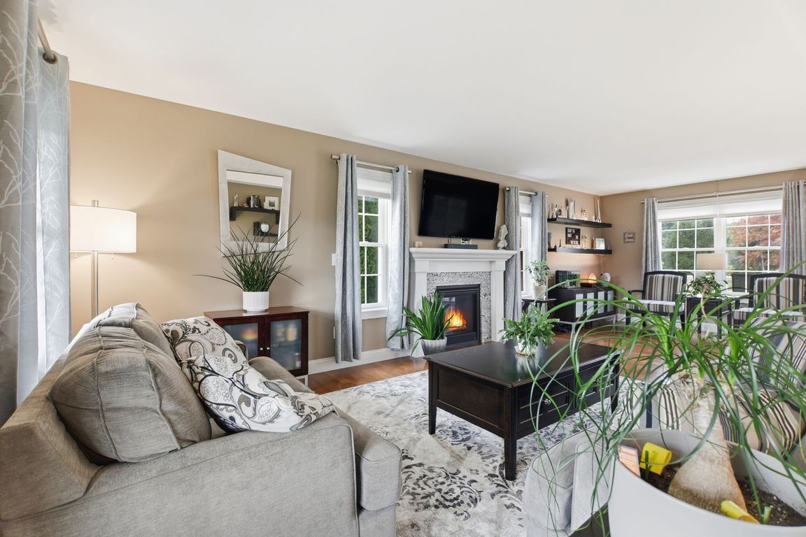 next background image