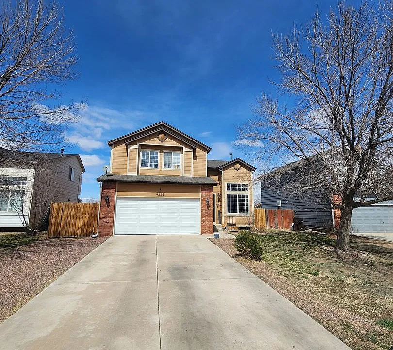 4556 Gunbarrel Dr