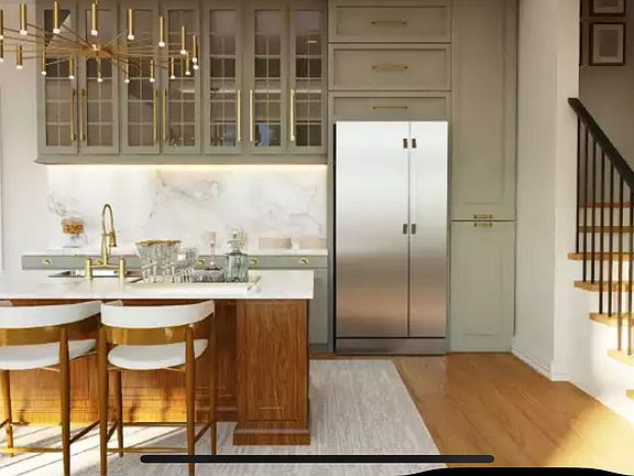 4th image of Treetop Ln