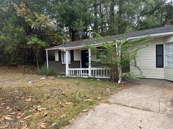 1119 Smallwood St, Jackson, MS 39212