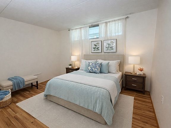 4th image of 200 Swanton St APT 228