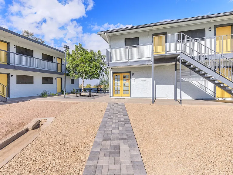 Mountain Valley Apartments — Photo 11