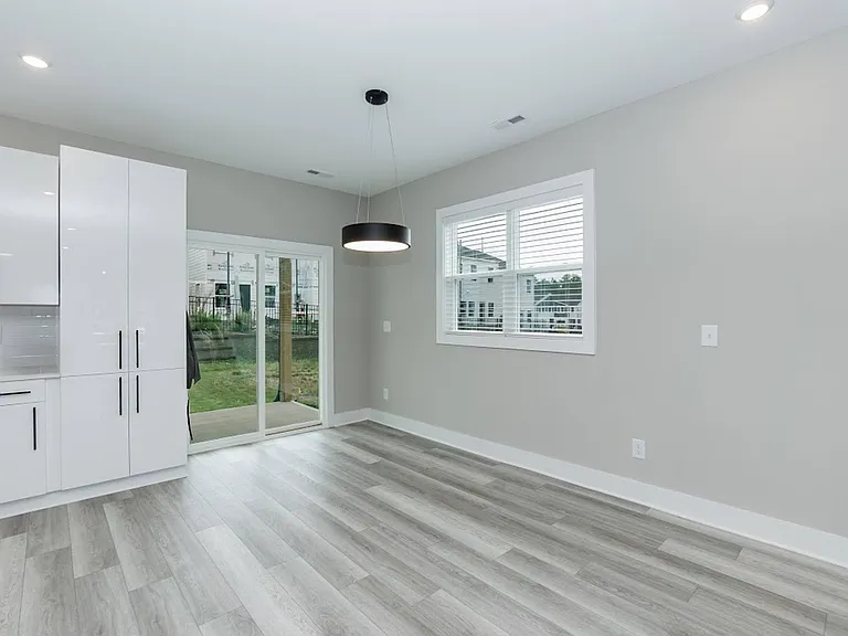2121 Titanium Rock Rd — Photo 8