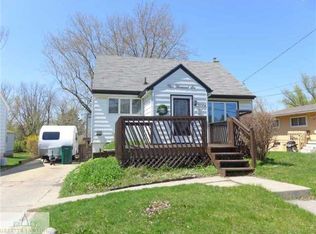 5006 Tenny St, Lansing, MI 48910