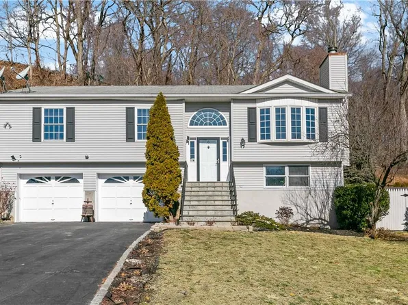 6 Sabrina Lane, Ossining, NY 10562