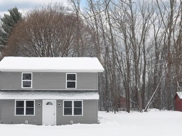 6982 W Lake Rd, Fairview, PA 16415