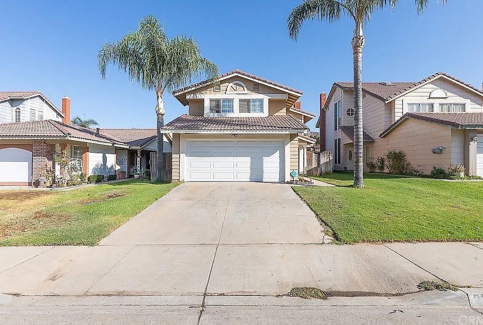 1st image of 23654 Parkland Ave