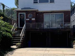 42 Country Village Ct, Bayonne, NJ 07002