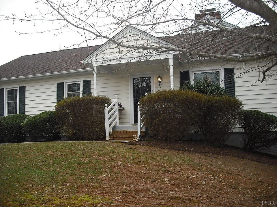 1st image of 406 Clays Crossing Dr