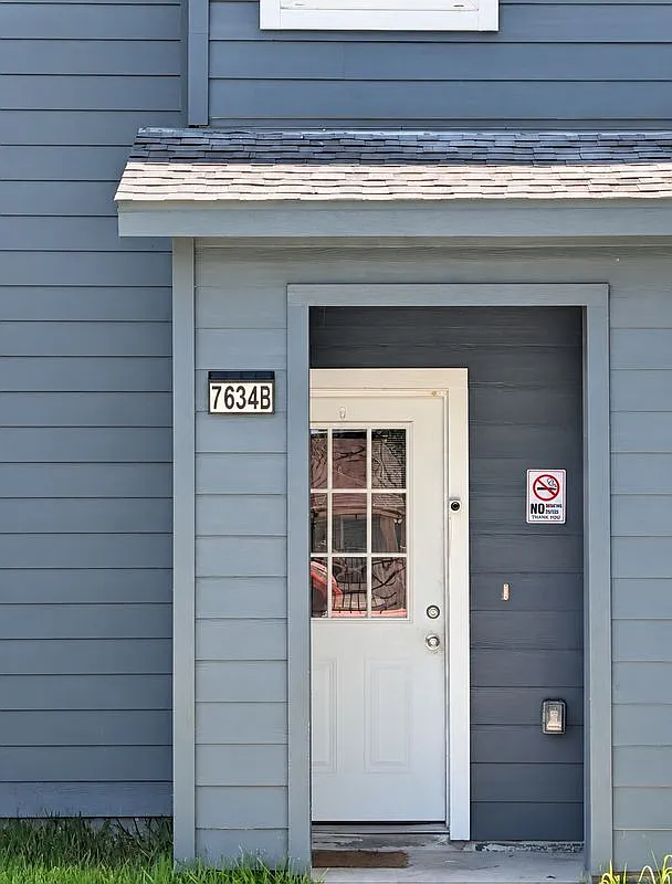 7634 Crofton St — Photo 2