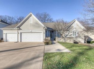 10812 Washington Ct, Kansas City, MO 64114