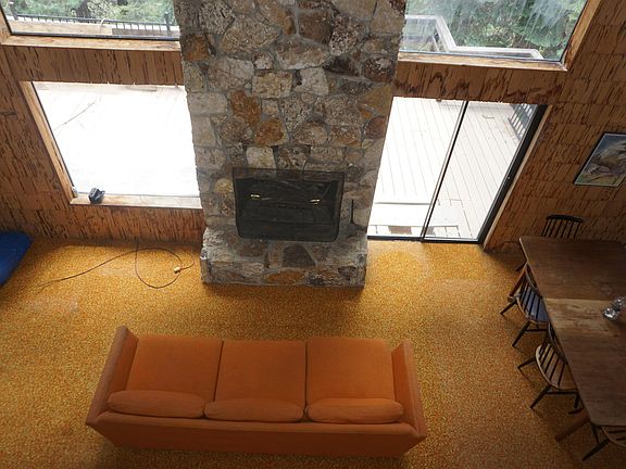 4th image of 1334 Highlands Rd