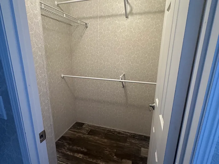 67 W Lake Ct — Photo 15