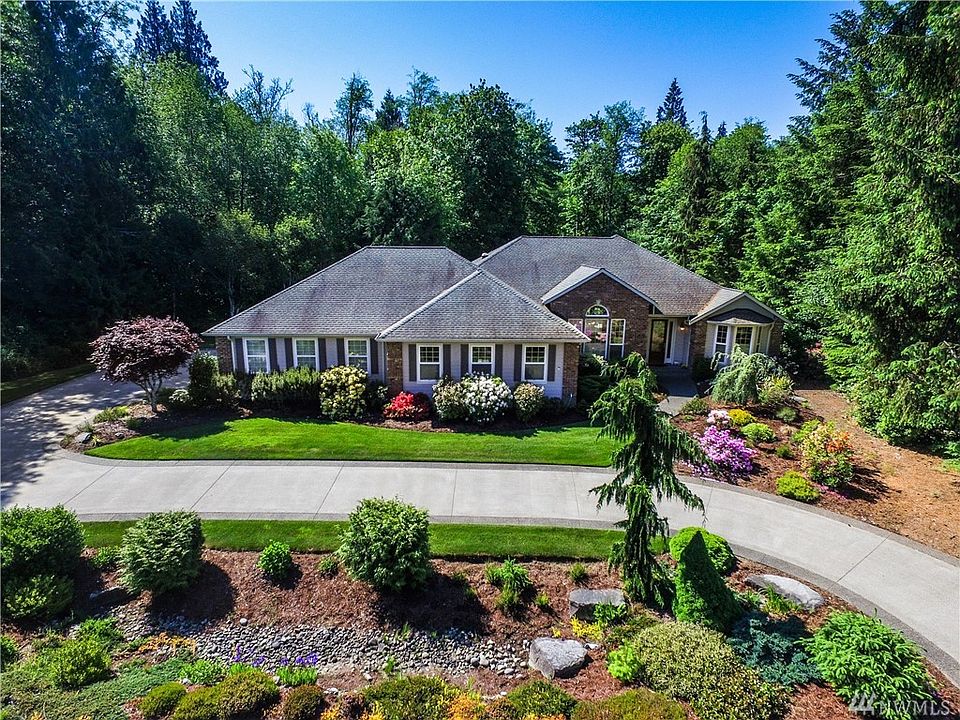 1st image of 5315 Klipsun Ln SE