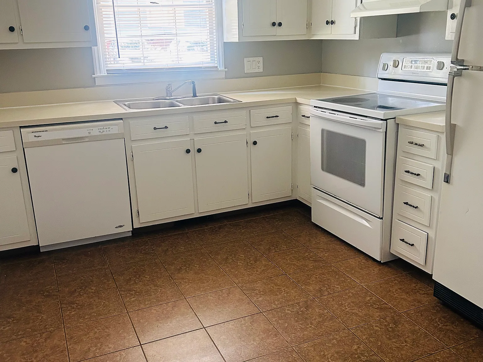 2 bed, 1.5 bath, 1080 sqft, $1,500 — Photo 4