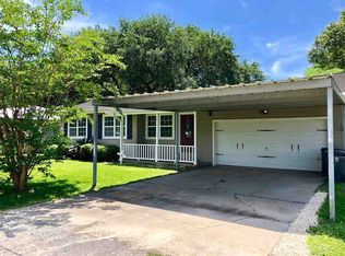 290 Roberts Ave, Bridge City, TX 77611