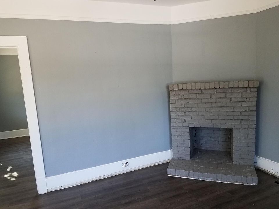 2nd image of 5 Gaylord St