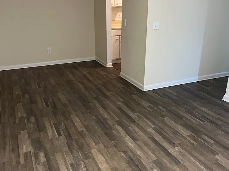 263 S Pine St — Photo 9