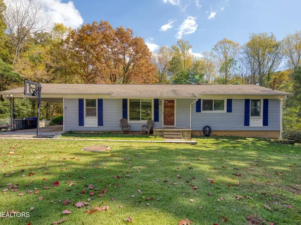 107 Locust Ln, Oak Ridge, TN 37830