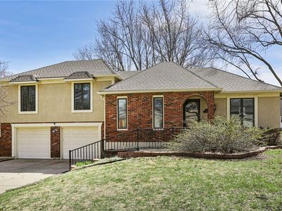 11111 W 99th Ter, Overland Park, KS, 66214