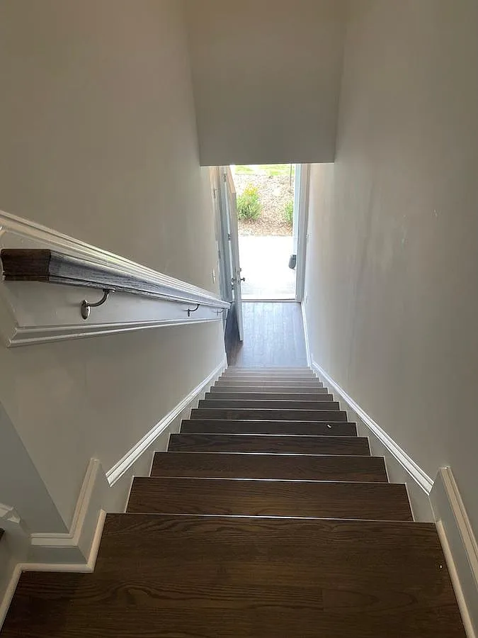 4 bed, 2229 sqft, $2,495 — Photo 3