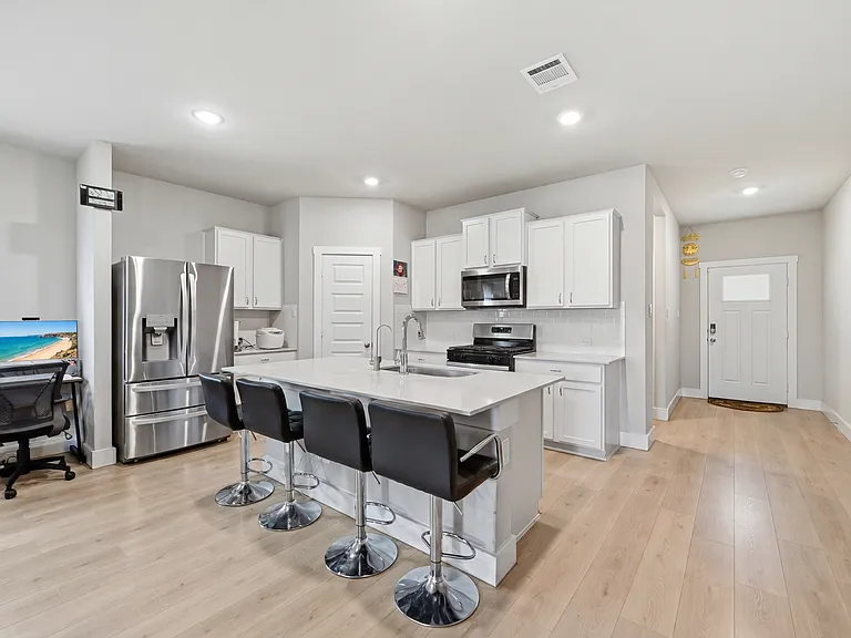 14314 Lavaca Spgs — Photo 5