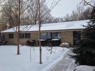 1847 W Puetz Rd, Oak Creek, WI 53154