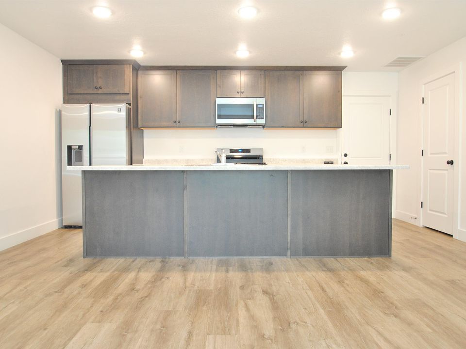 229 North Main Apartments Smithfield, UT Zillow