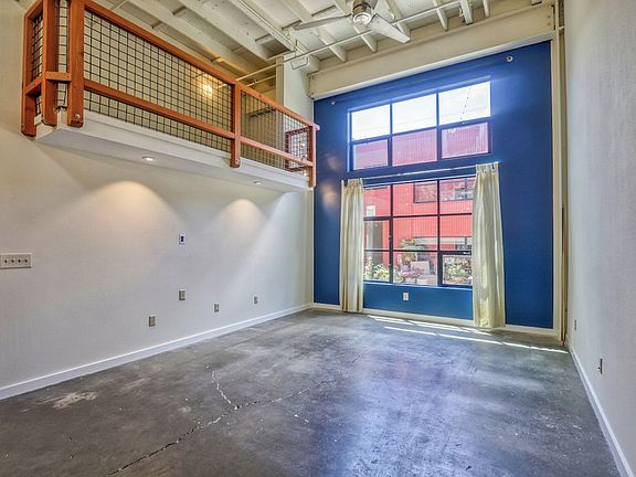 2nd image of 1000 43rd St APT 13