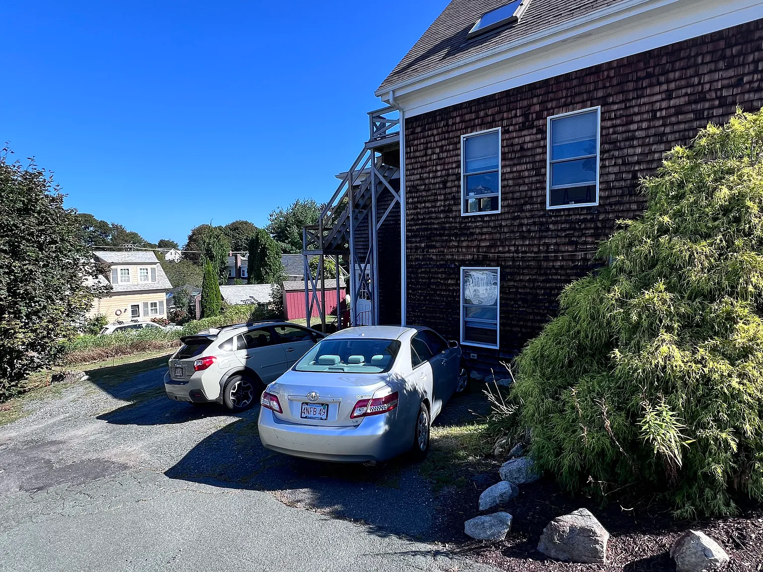 2 bed, 700 sqft, $2,750 — Photo 2