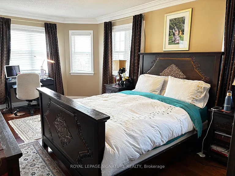 6568 Aston Martin Mews — Photo 10