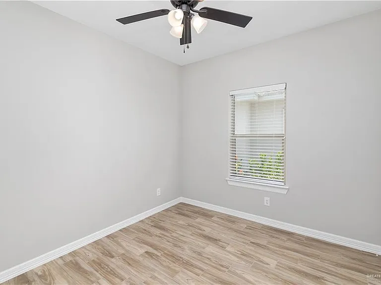 810 N Blair Ave — Photo 6