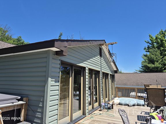 3rd image of 35 Sylvan Dr