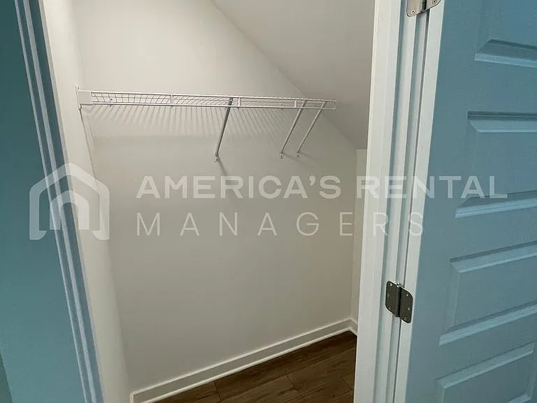 321 Shiloh Creek Dr — Photo 7