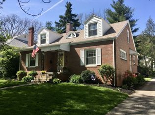 27 Elmwood Pl, Athens, OH 45701