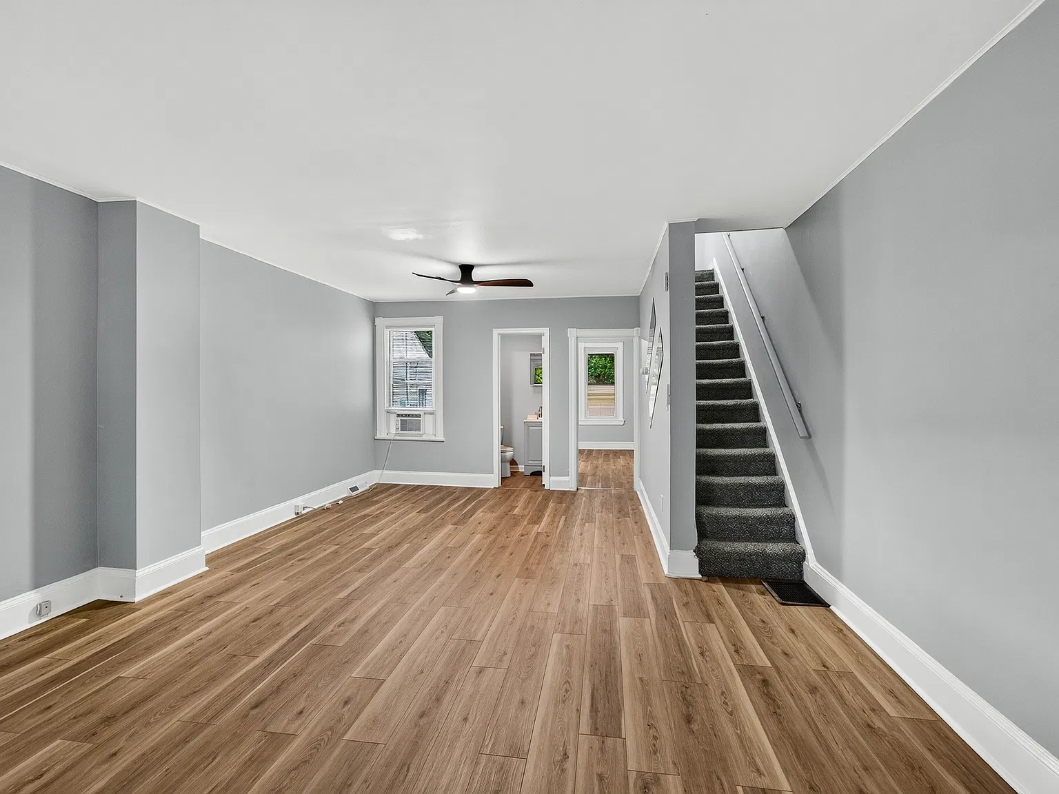 3 bed, 1192 sqft, $1,800 — Photo 3
