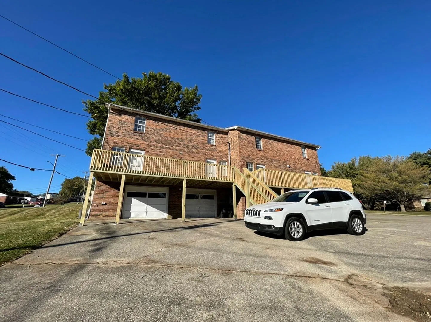 410 Freedom (4-Plex) — Photo 2